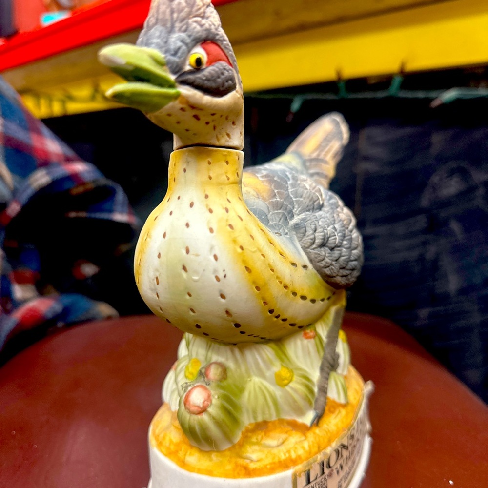 1970s vintage, Lionstone, bird, porcelain whiskey decanter